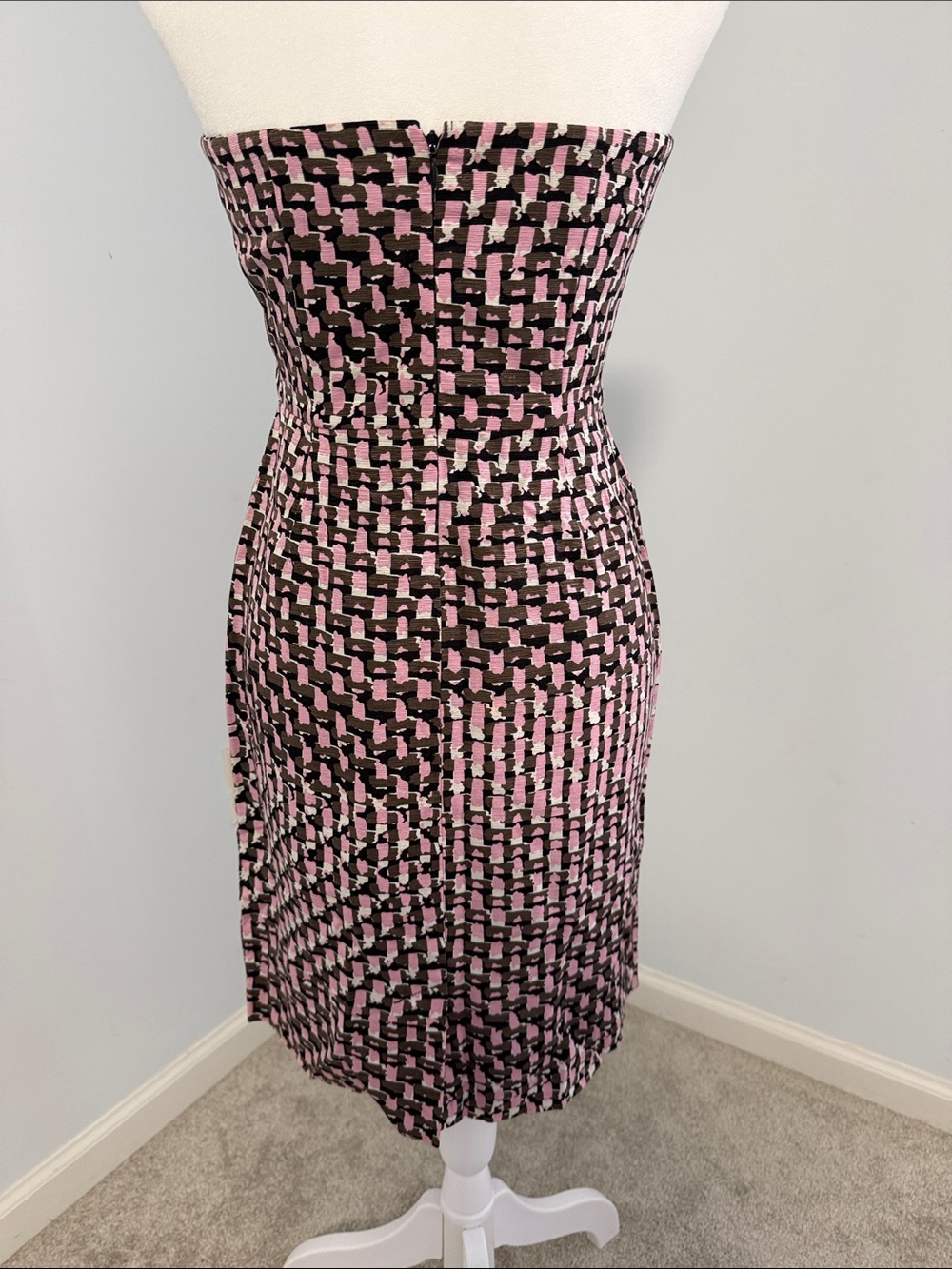 Banana Republic Strapless Pink & Black Patterned Mini Dress SZ4 - Picture 2 of 16